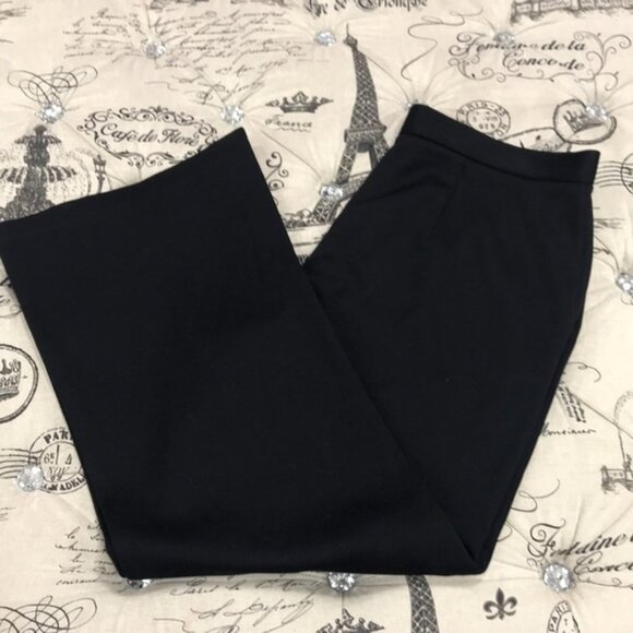 St. John Collection Milano Knit Side Slit Crop Pants - Picture 11 of 12